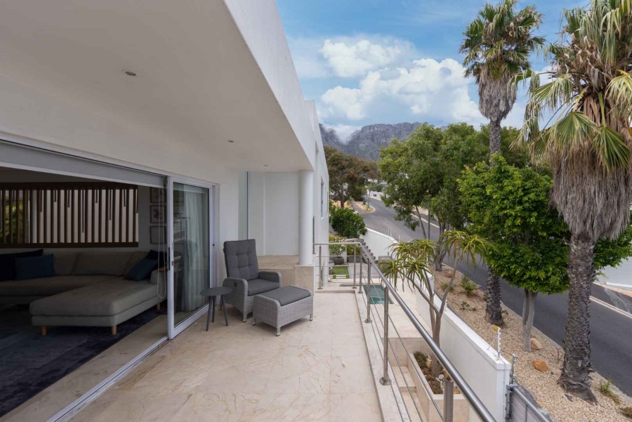 4 Bedroom Property for Sale in Camps Bay Western Cape